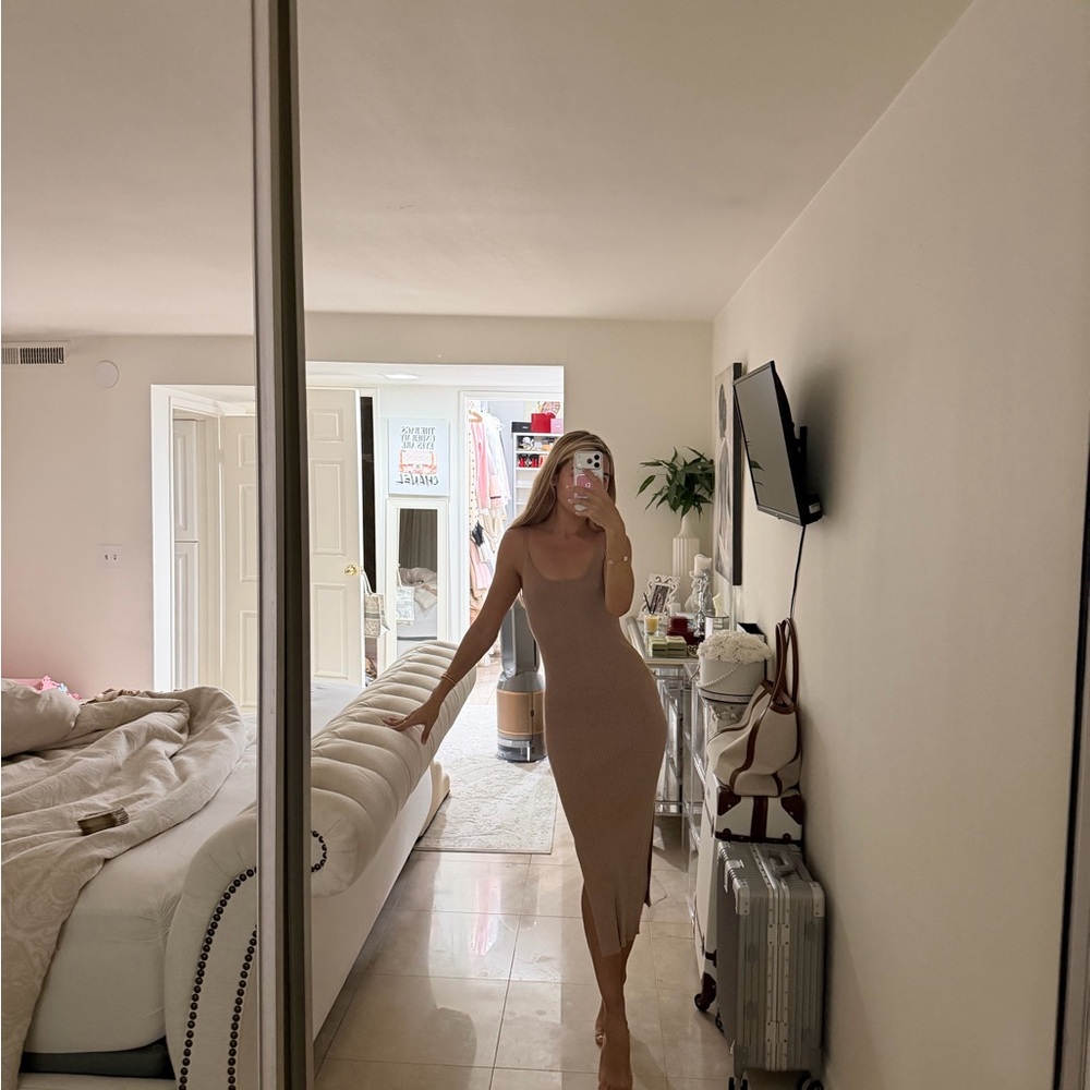 Sleeveless Tan Bodycon Dress